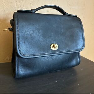 Vintage Black Coach Court 9870 Purse top handle soft black leather
